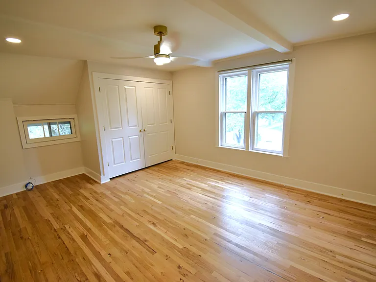 2105 S Fillmore St — Photo 47
