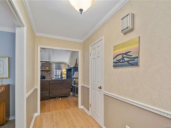 3rd image of 10008 Willowwick Ct