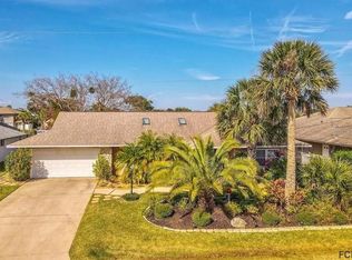13 Cedarford Ct, Palm Coast, FL 32137