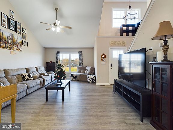 5th image of 21891 Andalusian Ln