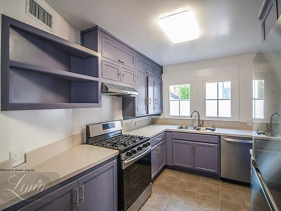 3rd image of 816 S Lake Ave #D