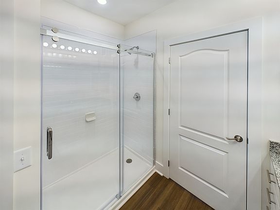 5th image of 575 Quinn Ln #16-206