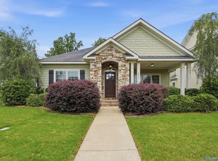 6439 Lincoln Park Pl, Huntsville, AL 35806