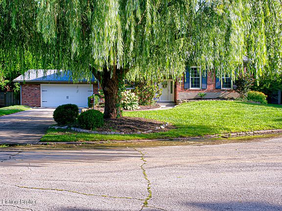 2nd image of 1707 Calder Ct