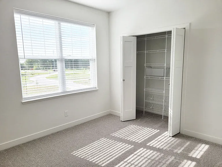 Trade Winds Apartment Homes — Photo 24
