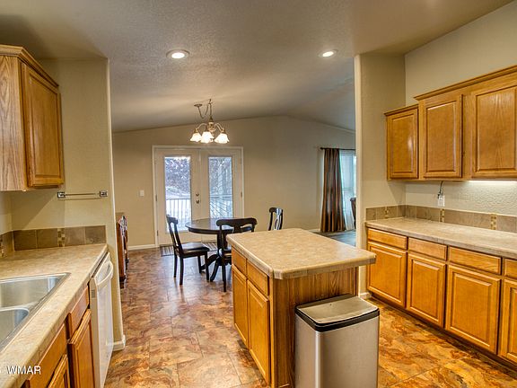 3rd image of 1536 W Comfy Ct