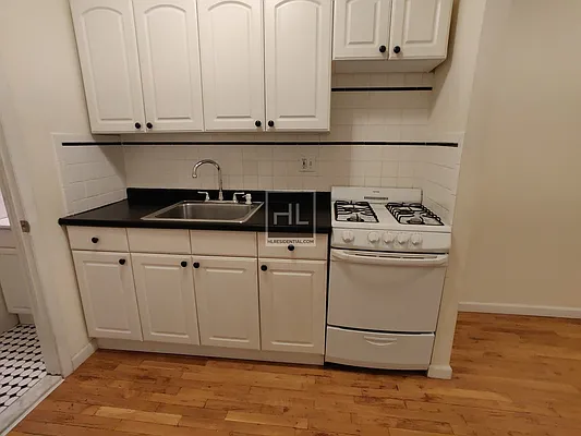 Rented by Highline Residential | media 6