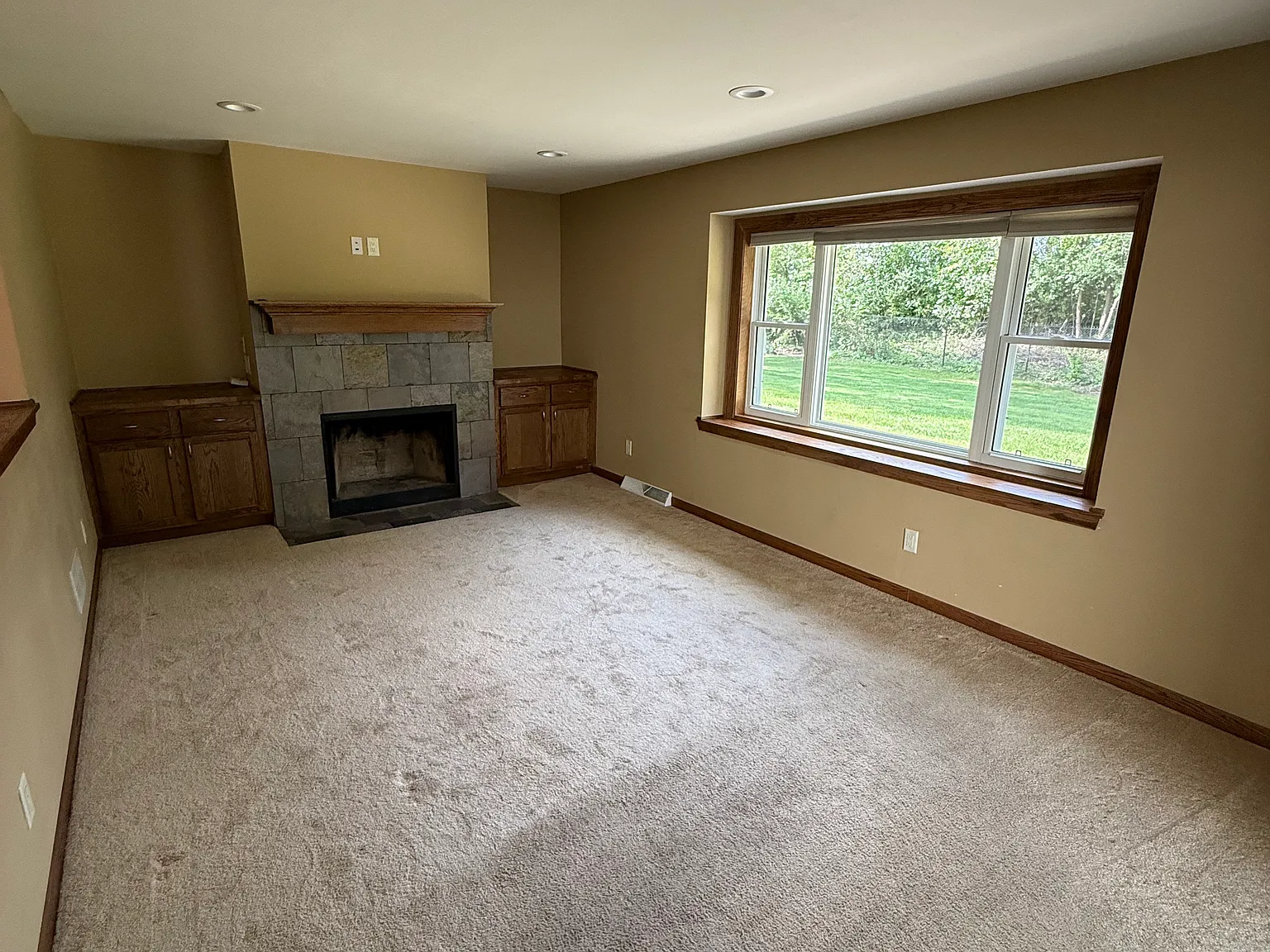 3 bed, 1.5 bath, 1500 sqft, $2,195 — Photo 4