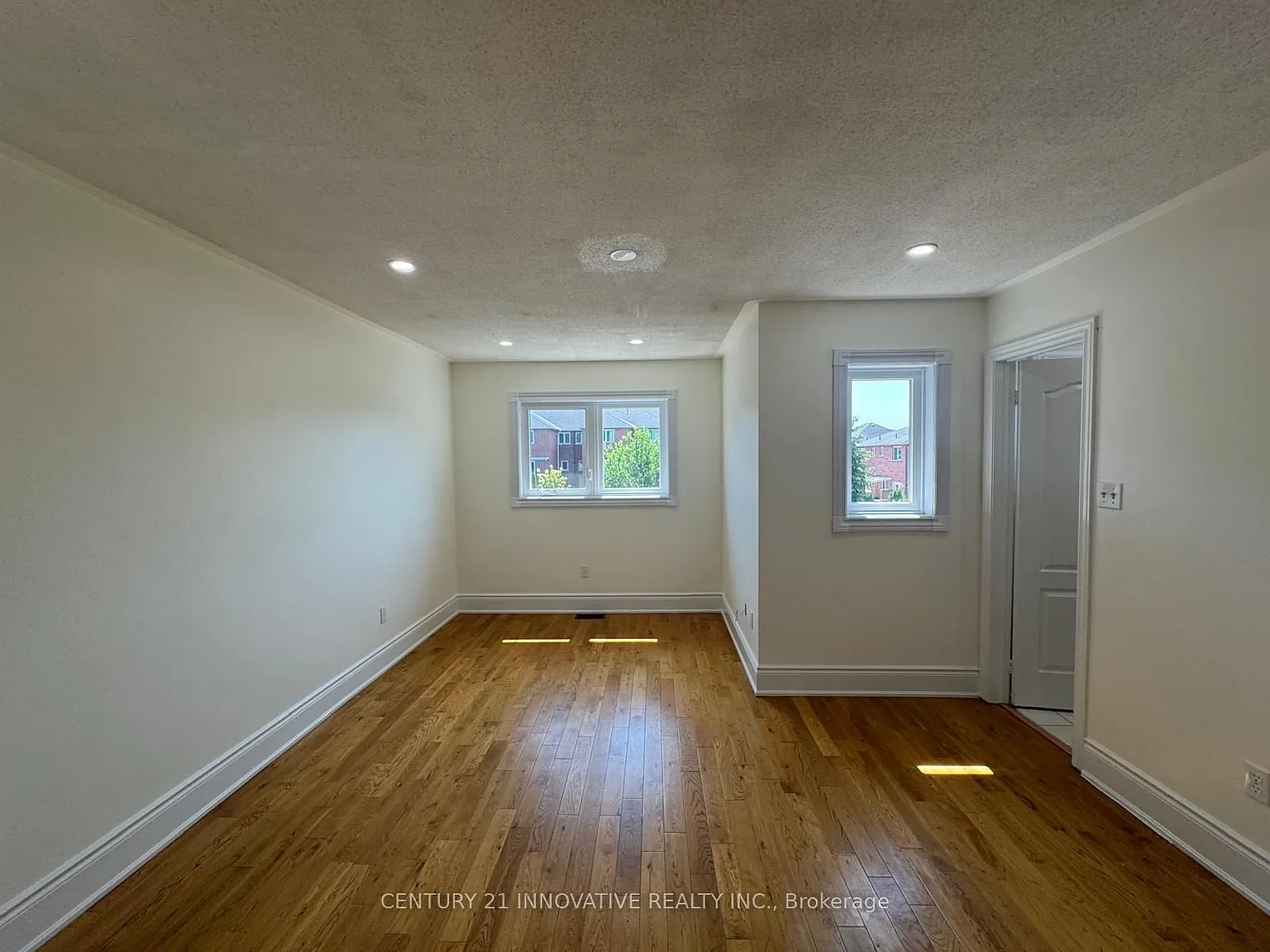 3 bed, $3,450 — Photo 4