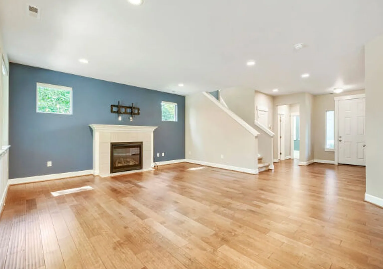 4Bd/2.75Ba North Bend Home — Photo 4