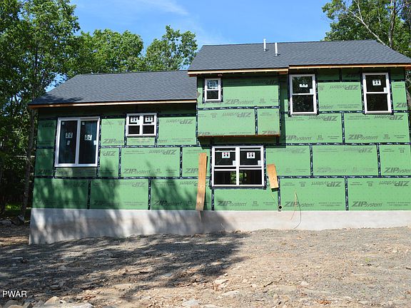 4th image of 125 Gunstock Ln