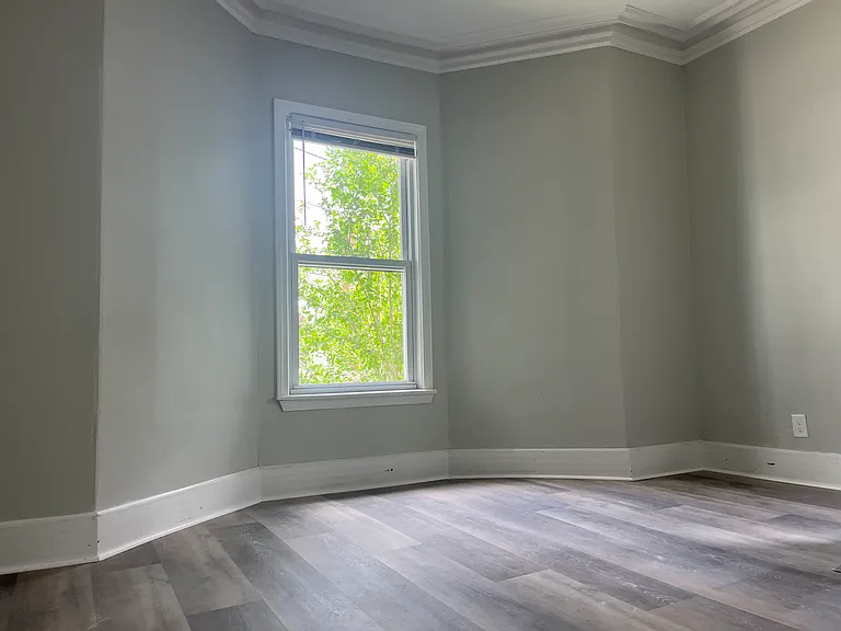 3 Warren St #3 — Photo 5