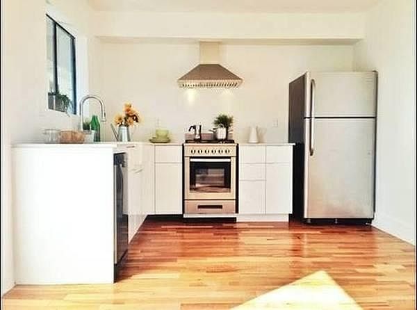 1st image of 6208 Arroyo Glen St APT 9