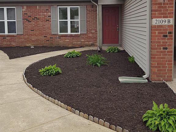 2nd image of 2109 Fincastle Way #B