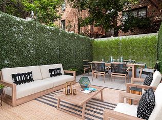 519 E 6th St #1A, New York, NY 10009