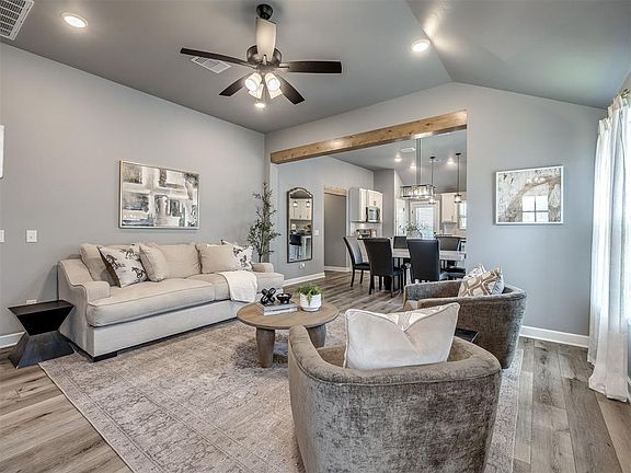 3rd image of 18816 Caballero Dr