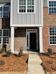 3rd image of 808 Goldmine Hill Ct