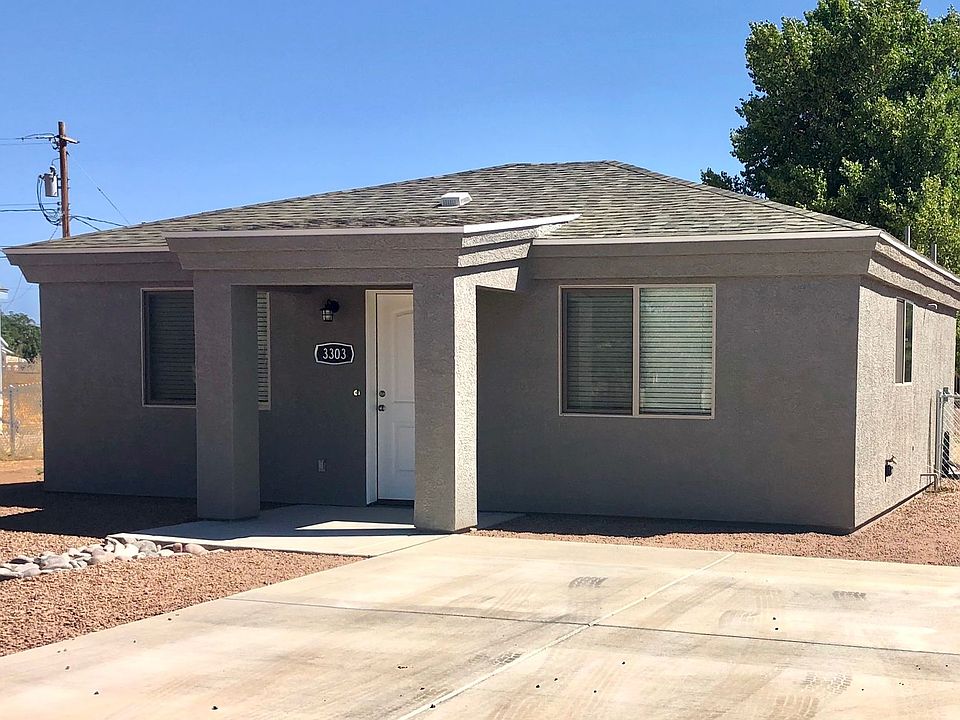 1st image of 3303 E Devlin Ave