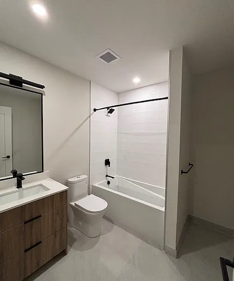 331 Cooper St — Photo 40