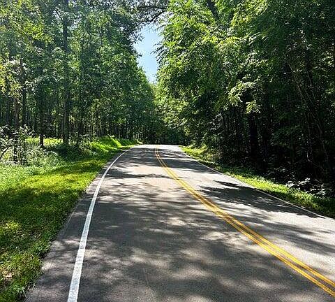 2nd image of 10 Pleasant Hill Rd