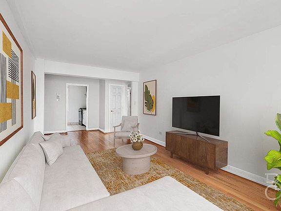 3rd image of 31-85 Crescent St APT 315