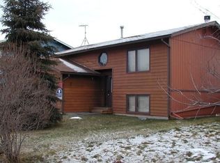 8521 Gordon Cir, Anchorage, AK 99507