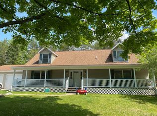 4360 Champerret Dr N, Boyne City, MI 49712