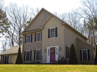 13 Fox Run Dr, Ayer, MA 01432