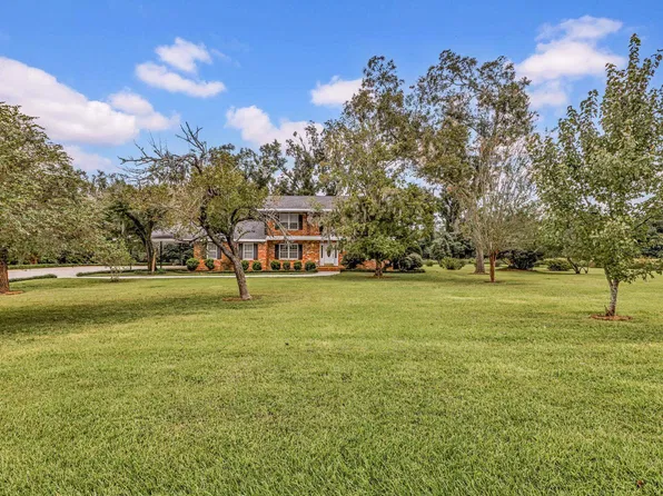 324 NE Fraleigh Dr, Madison, FL 32340