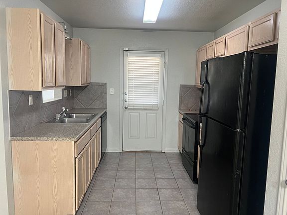 5th image of 4705 John David Dr APT A
