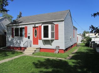 831 Knoll Ave, Waterloo, IA 50701