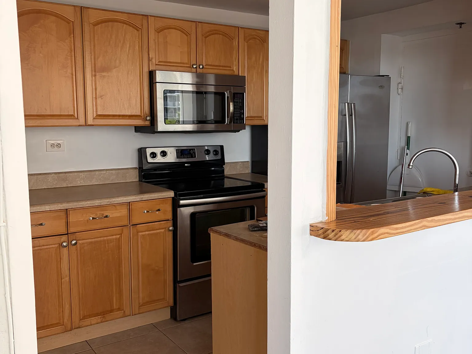 2 bed, 1100 sqft, $2,700 — Photo 3