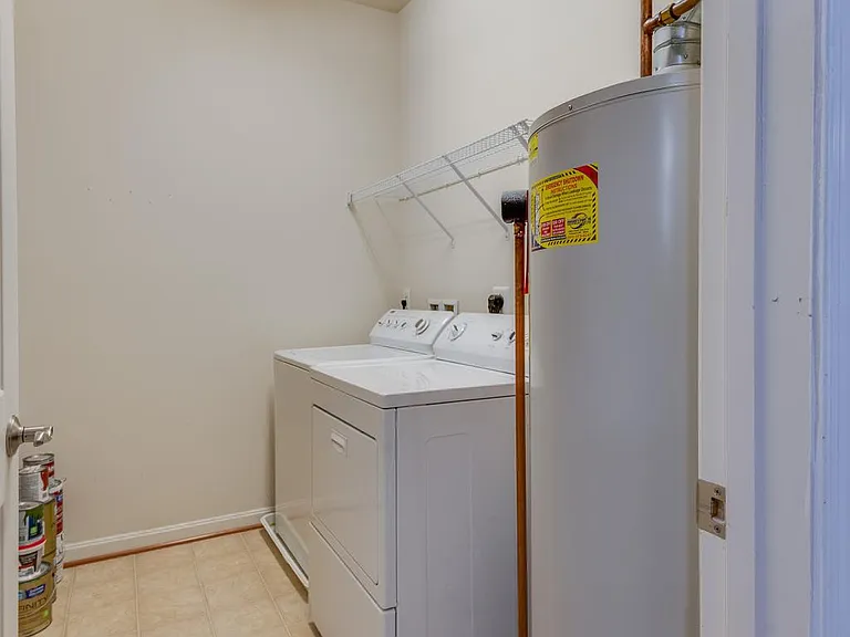 44241 Beaver Creek Dr — Photo 25