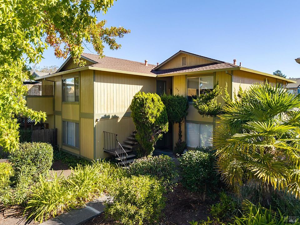 1st image of 907 Joanne Court