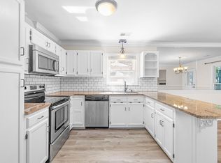 827 Ingraham Pl, Charlotte, NC 28270