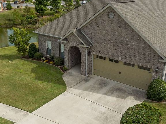 5th image of 5023 Valley Cove Dr SE