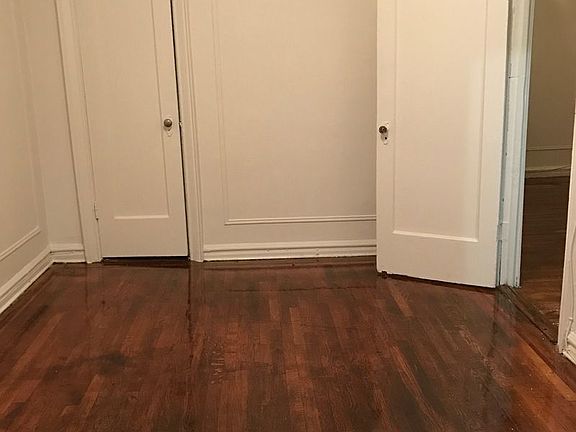 4th image of 4146 50th St APT 5F