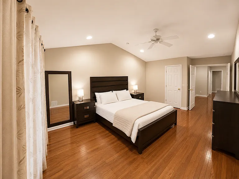 35 Jackson Ave — Photo 10