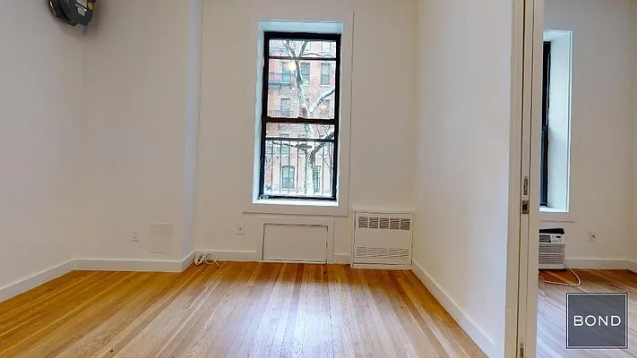 Rented by Bond New York | media 2