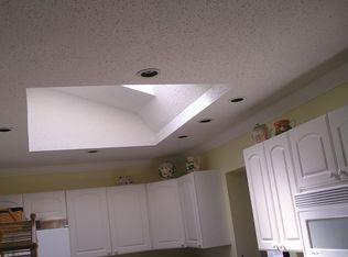 9529 Richmond Cir, Boca Raton, FL 33434