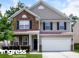 3126 Ernest Russell Ct, Charlotte, NC 28269