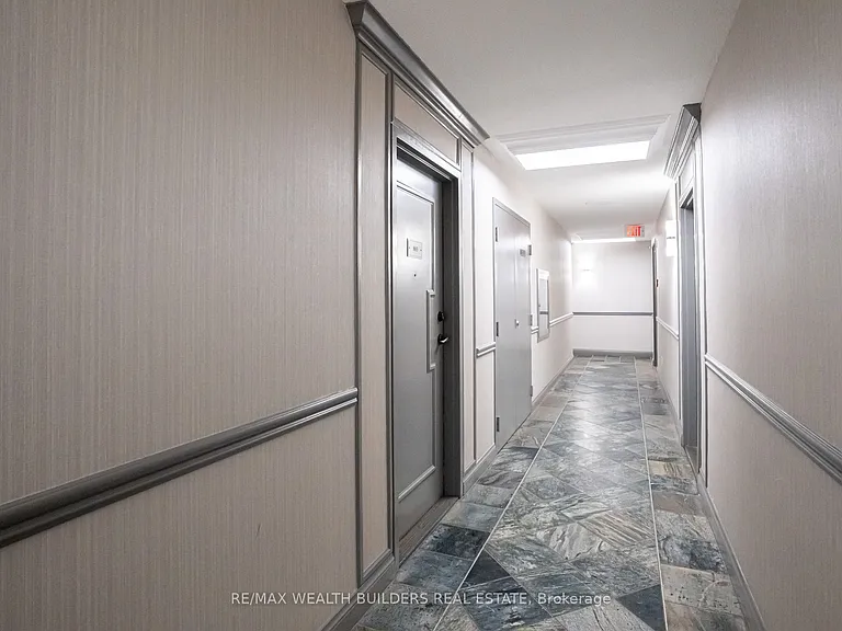 633 Bay St #803 — Photo 11