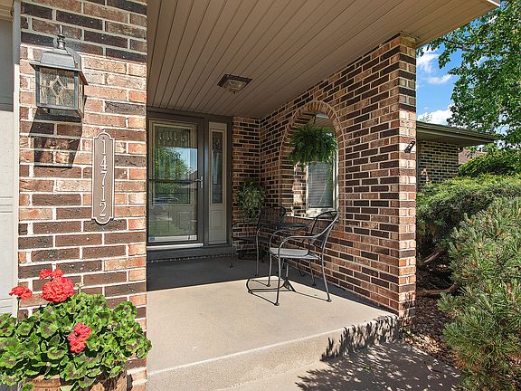 2nd image of 14712 Maplecreek Dr