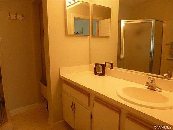 3rd image of 1426 Patriot Cir #1426