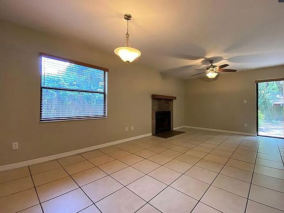 3rd image of 3254 Howell Branch Rd