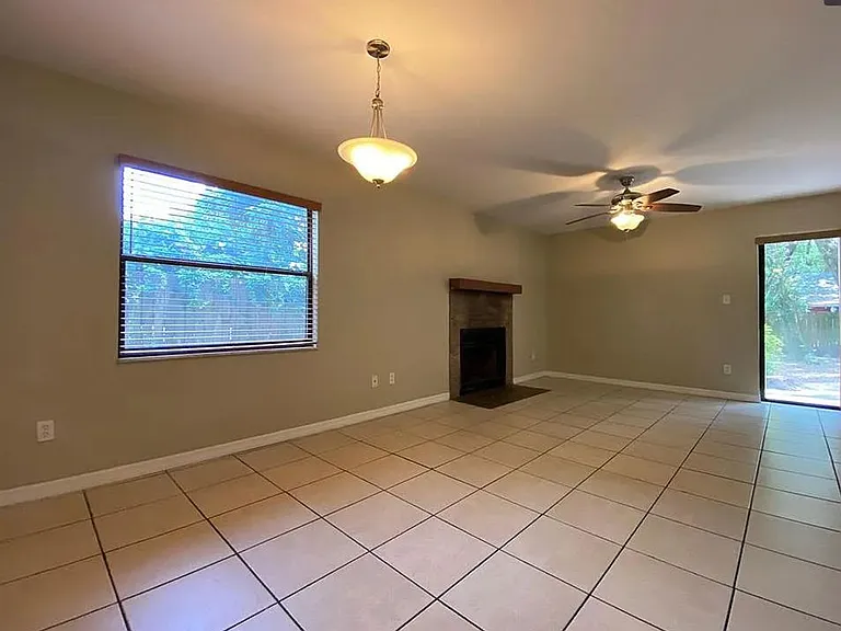 3254 Howell Branch Rd — Photo 3