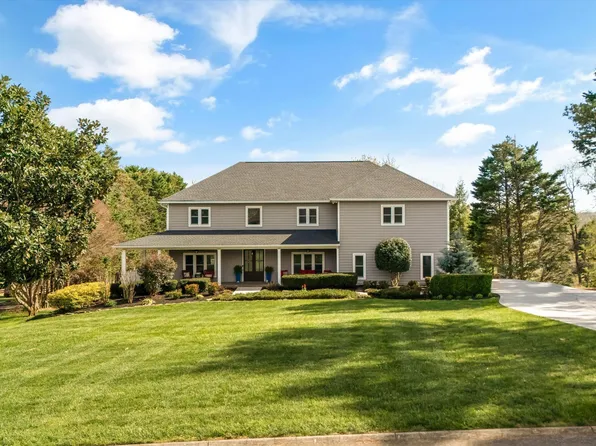 12820 Peach View Dr, Knoxville, TN 37922