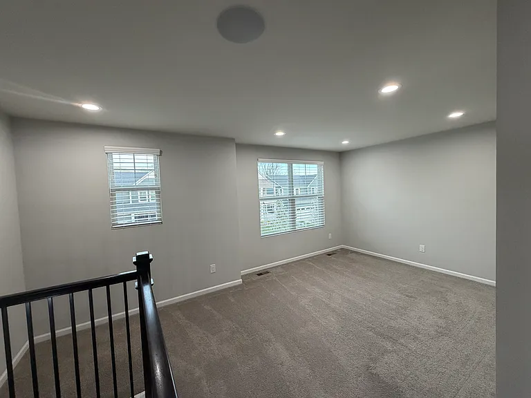 31065 Tremont Ln — Photo 33