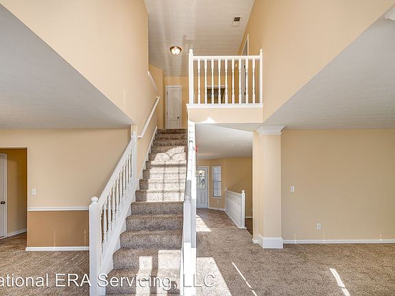 5th image of 415 Callaway Pt