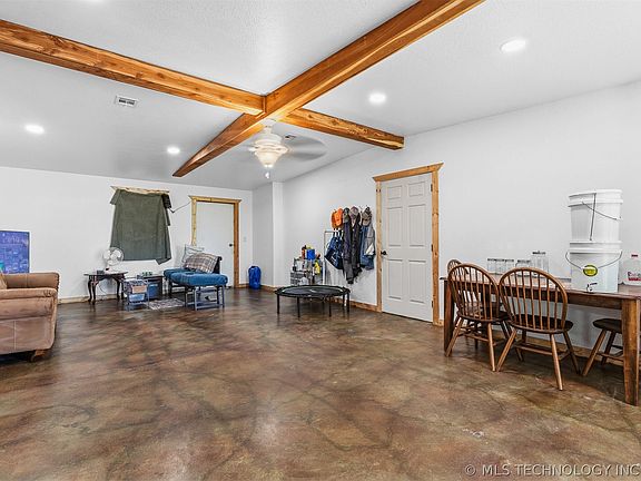 4th image of 33776 E County Road 1620